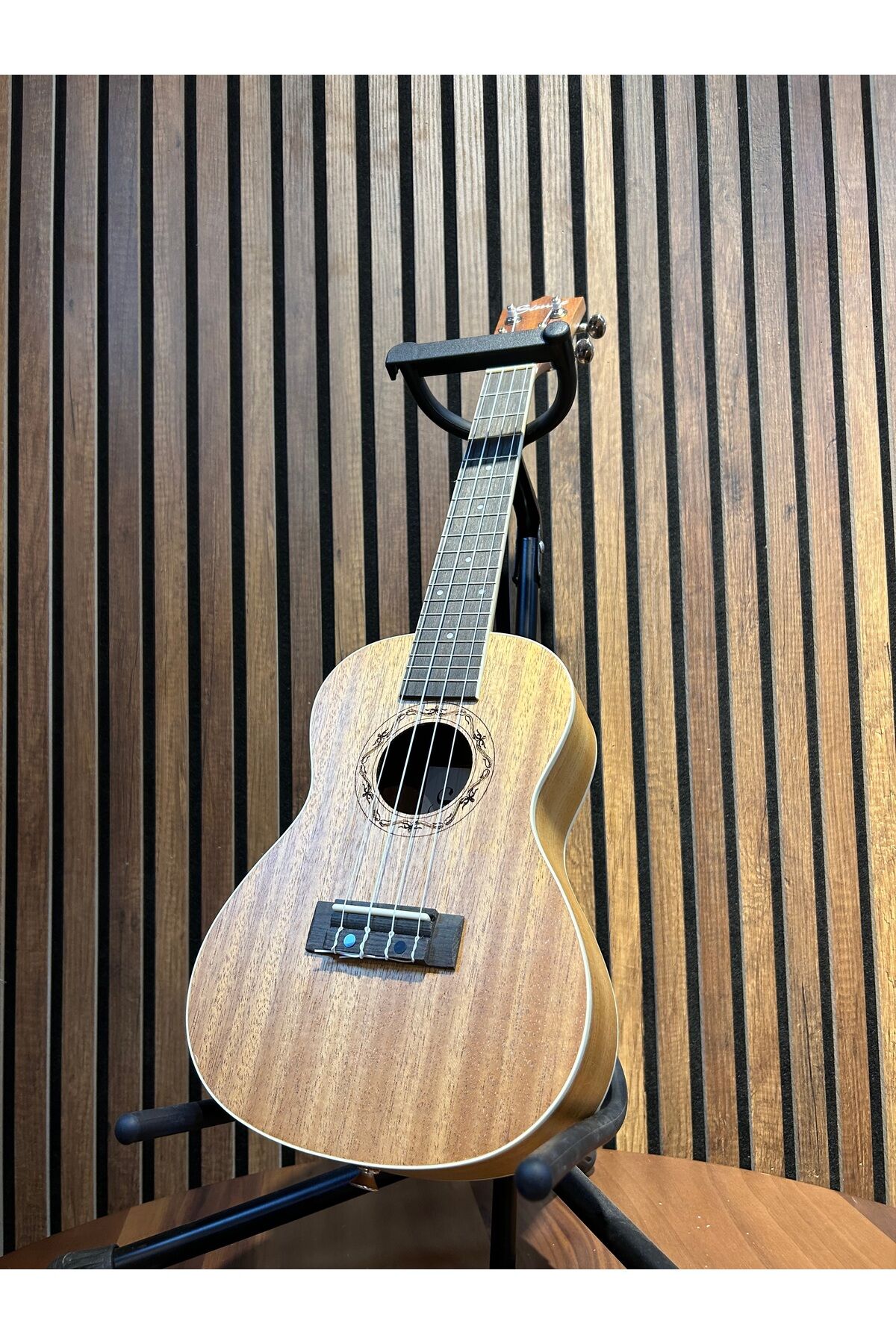 Simge Concert Ahşap Ukulele