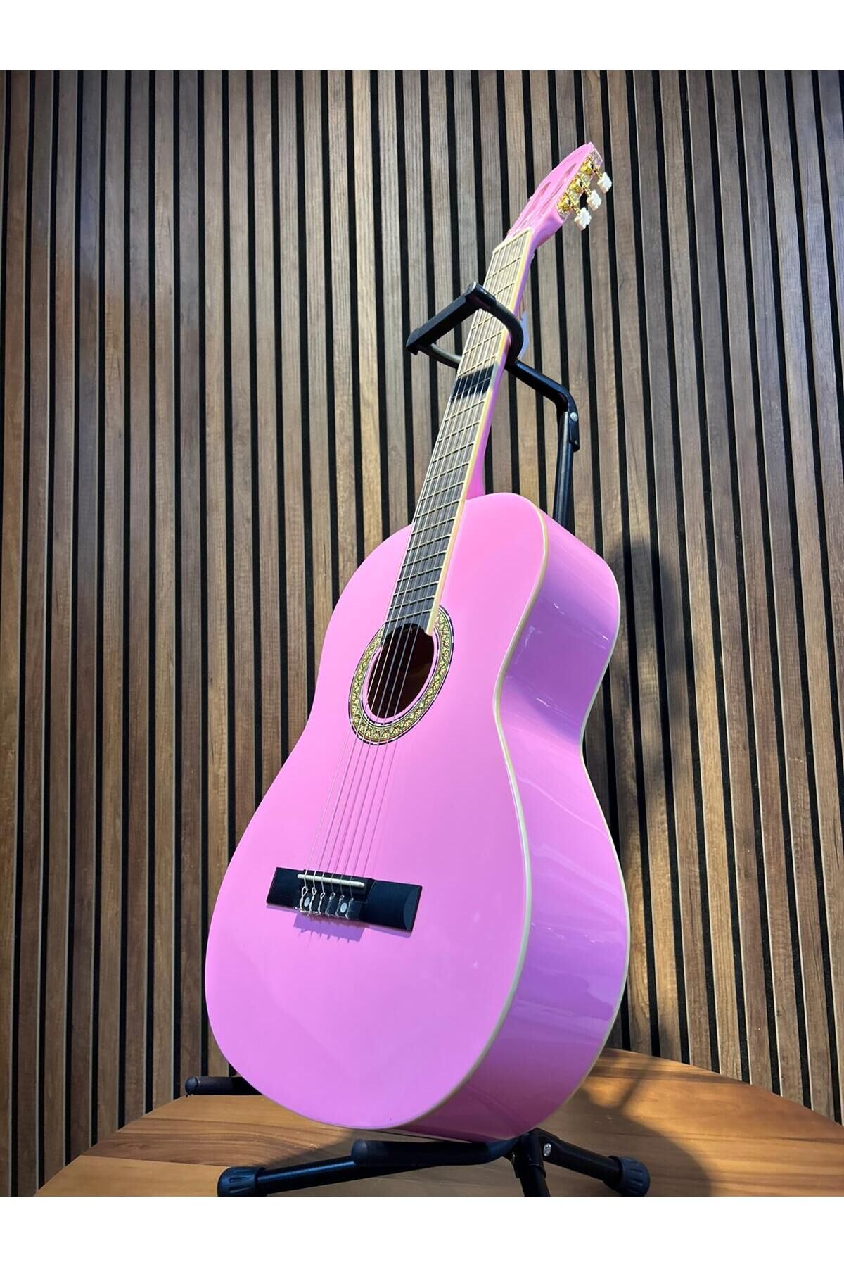 ALMİRA MG 917-PNK 4/4 KLASİK GİTAR PEMBE