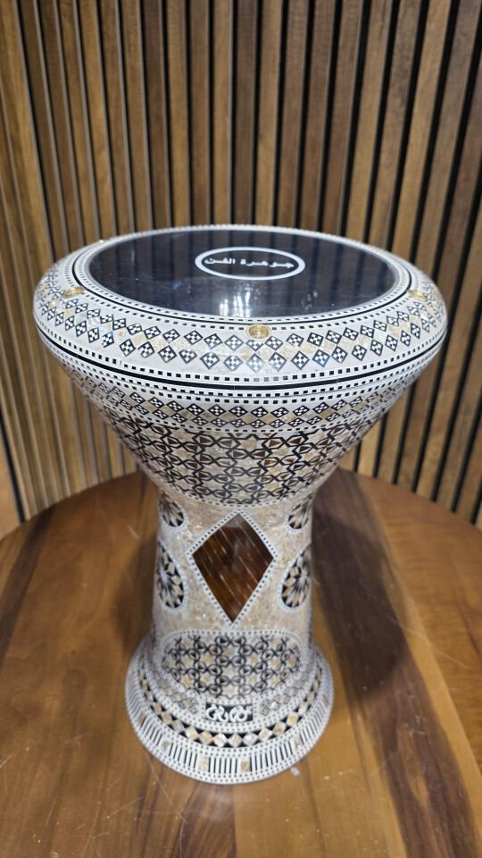 GAWHARET EL FAN PROFESYONEL 23'LÜK DARBUKA S26 (KILIF+ALYAN HEDİYELİ)