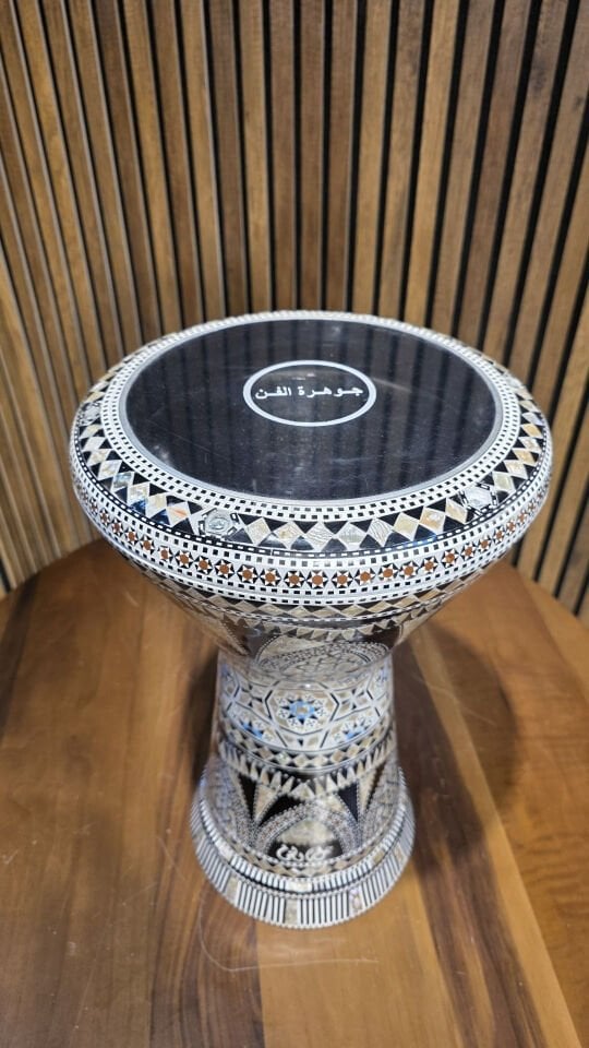 GAWHARET EL FAN PROFESYONEL 23'LÜK DARBUKA S27 (KILIF+ALYAN HEDİYELİ)